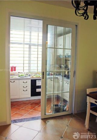 2023地中海风格厨房橱柜颜色效果图片