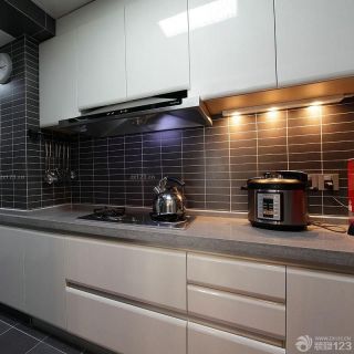 最新95平米现代风格厨房橱柜颜色效果图片