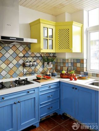 敞开式厨房橱柜颜色效果图