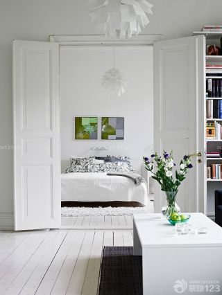 简约黑白风格一室一厅卧室装修图片欣赏