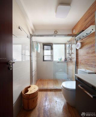 卫生间淋浴隔断设计效果图片