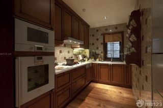 2023别墅厨房美式橱柜装修图片欣赏