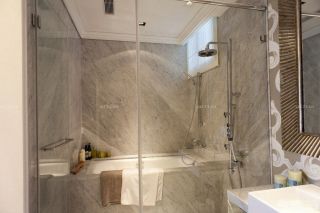 家庭浴室欧式风格门装修效果图欣赏