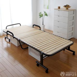 10平米卧室单人折叠床设计图片 