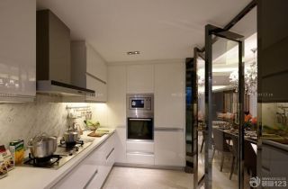 时尚现代风格开放式厨房玻璃隔断装修效果图大全