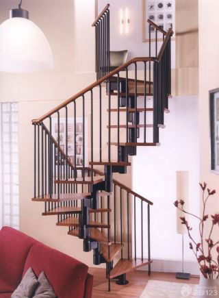 小别墅钢木楼梯设计样板图片2023