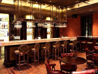 古典酒吧吧台高凳设计图片