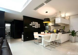 黑白风格开放式厨房隔断设计图片