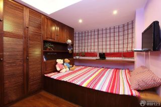 最新50平米小户型改两居美式实木卧室榻榻米装修效果图欣赏