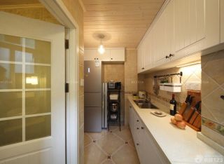 最新65平房子小户型厨房橱柜设计效果图