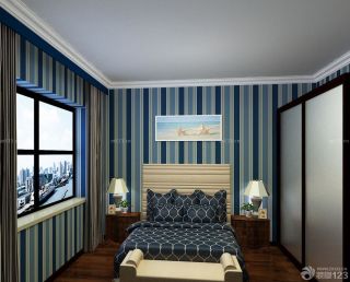 最新90平地中海风格家庭卧室条纹壁纸装修效果图片
