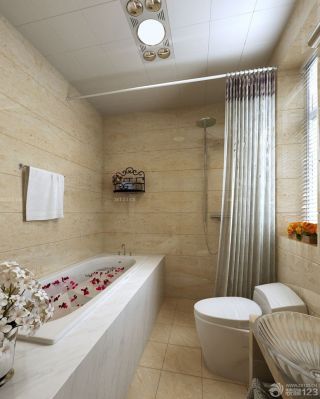 最新90平米三室两厅卫生间浴室装修图片大全2023