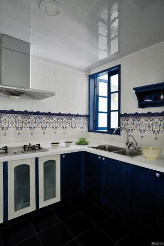 2023整体厨房蓝色橱柜装修效果图片