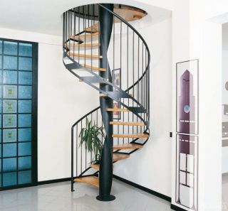 2023经典家装复式楼梯设计图铁艺楼梯装修实景图欣赏