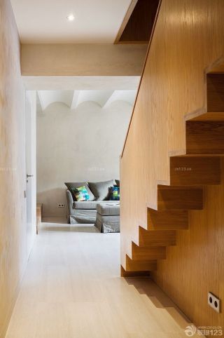 2023家装复式楼梯设计实木楼梯装修效果图大全