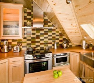 90平带平顶阁楼小户型房子厨房最新装修效果图片