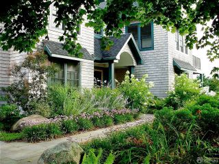 2023最新美式小别墅庭院绿化设计图片