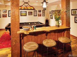家庭小酒吧木质吧台装修效果图