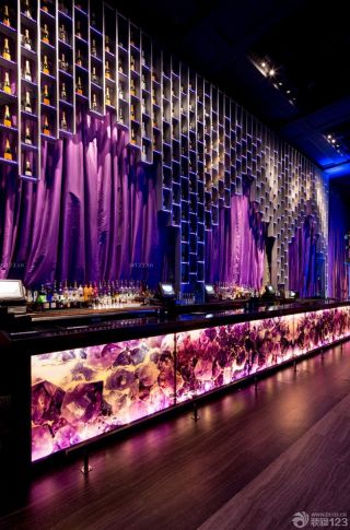 豪华紫色酒吧吧台装修效果图片欣赏