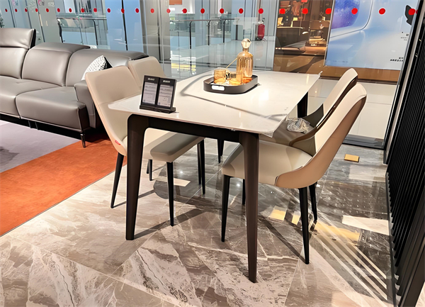 岩板餐桌和大理石餐桌哪个更好