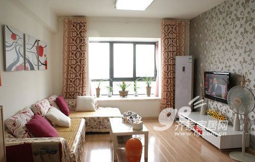 小房子大视野 80后小夫妻联袂打造78平明媚小家