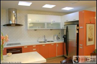 厨房橙色橱柜装修样板图片 