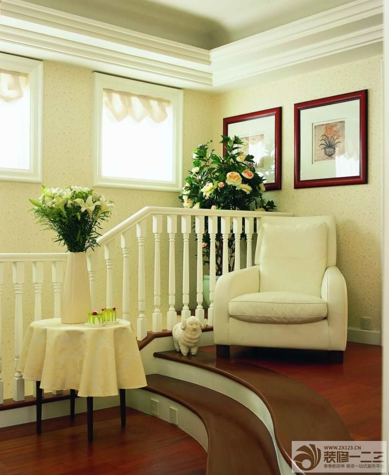 美式风格别墅楼梯扶手设计图片大全