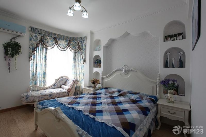 地中海风格设计主卧室床头背景墙实景图