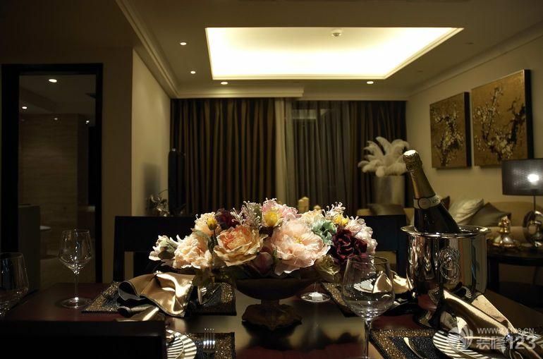 现代简约风格三居室餐厅装修效果图大全2025图片