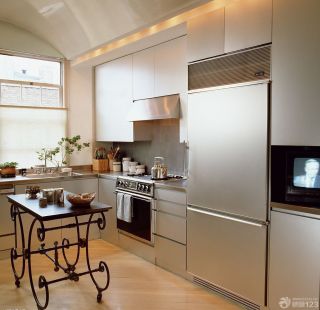 最新现代厨房铝合金多功能组合柜实景图欣赏