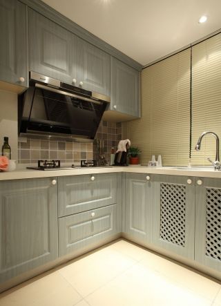 三居室最新厨房橱柜颜色效果图