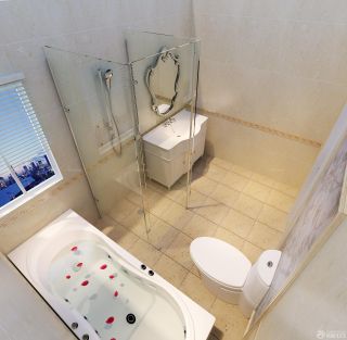 最新卫生间浴室钢化玻璃隔断装修效果图片大全