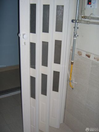 PVC多扇卫生间折叠门温馨装修设计图片大全