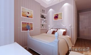 卧室装修风格双人床条纹壁纸图片