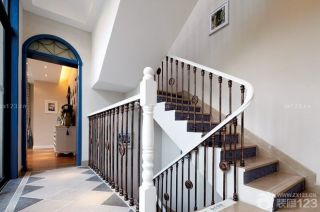 2023最新地中海风格设计室内阁楼楼梯装修效果图