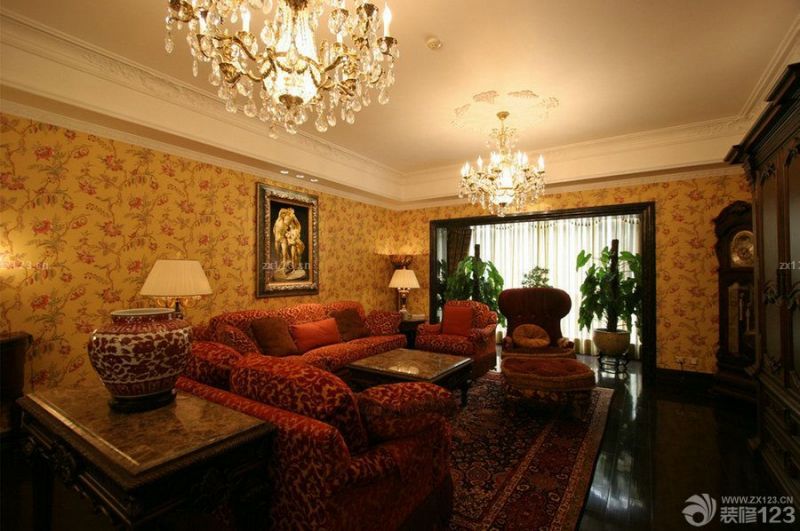 最新欧式新古典风格组合沙发背景墙壁纸图