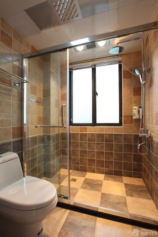最新140平方家装卫生间淋浴房钢化玻璃隔断图片大全