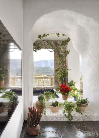 最新地中海家装阳台小花园效果图欣赏