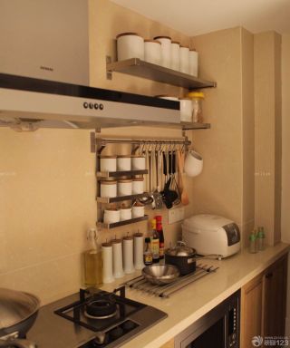 100平户型厨房挂件设计效果图片