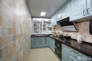 最新120平房子厨房橱柜设计图片