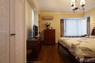 130平户型卧室壁橱电视柜设计效果图片