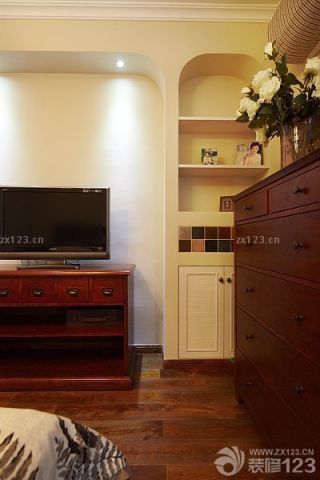 130平米房屋现代美式电视柜设计效果图