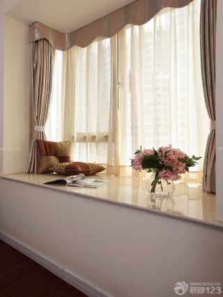 140平米户型飘窗窗帘装饰图片大全
