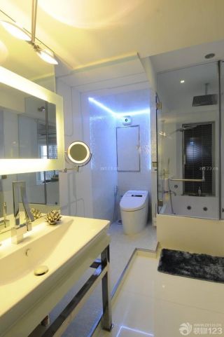 90平两居室简欧风格厕所装修图片