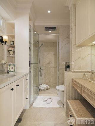2023小户型住宅美式浴室柜装修实景图片