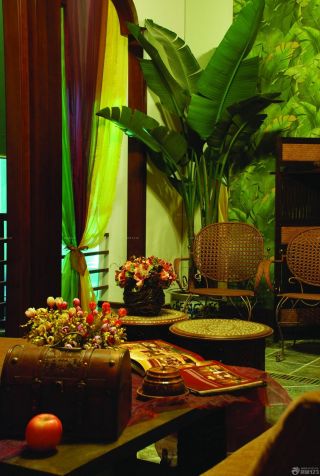 家装客厅东南亚风格装饰品摆放图片