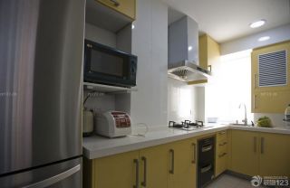 2023小厨房黄色橱柜设计图片