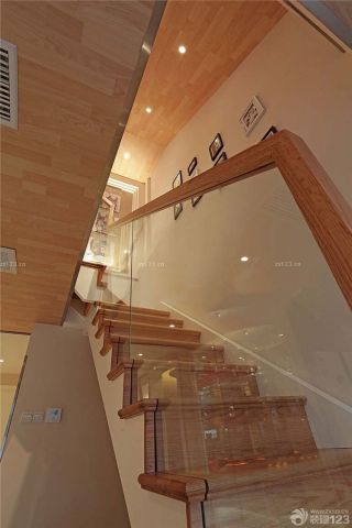 2023最新室内楼梯间装修设计效果图大全赏析