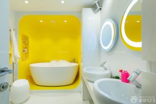 最新现代简约风格卫生间黄色墙面装修图片