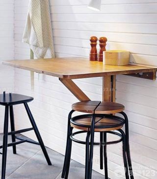 极简风格折叠式餐桌设计效果图片